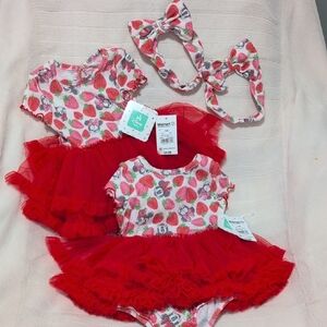 NWT Disney Minnie Mouse Red and White Strawberry Kids Tutu Twin Set